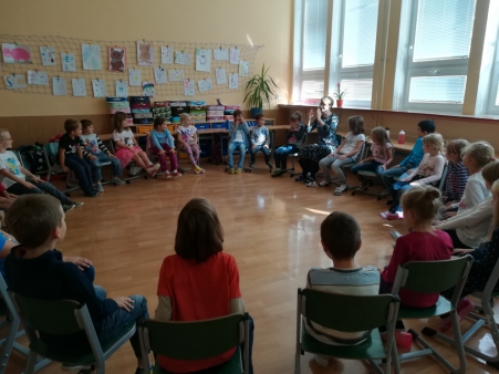hodina se školní psycholožkou