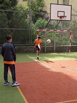 803043a5-5ecf-4f46-8cc1-a06e38dce157