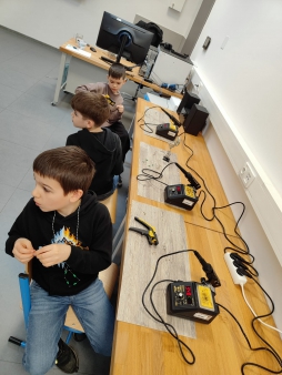 92ef826e-118e-41f9-9df1-59ef65760548