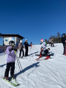 571e3ebe-ada9-41b5-a5d6-139b41ec4ae0