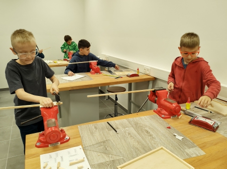 img_20251010_102155097_burst000_cover_comp