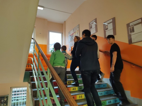 whatsapp image 2025-12-09 at 175321