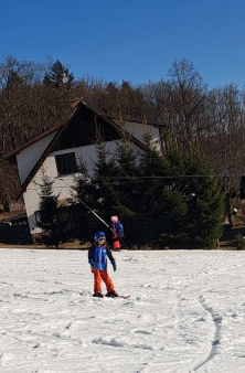 836c81e6-e9b8-40be-a4a8-fda99a4033dc