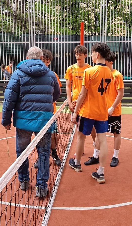 42f698af-5ce4-4efb-8528-2df7a89c4230