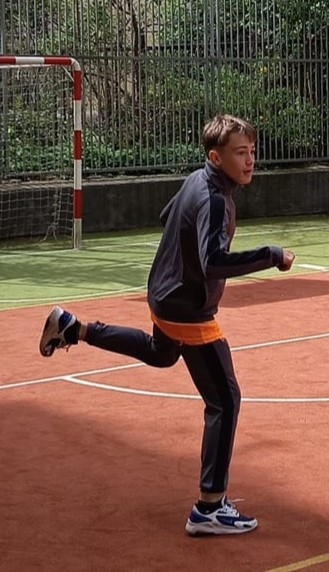 57595885-5946-405c-bc2c-9f12be07824a