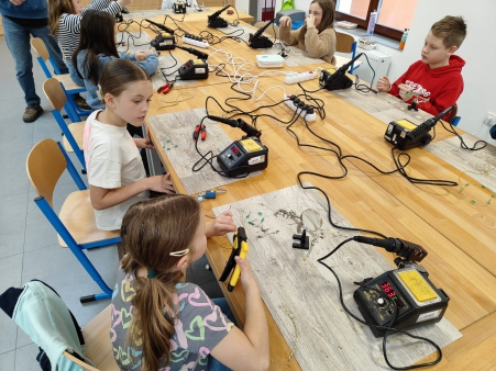 1f551e91-61e1-4110-88b4-37a710715a90