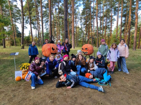 5d935b9a-4b5f-4d76-9324-7614943503f4 (1)