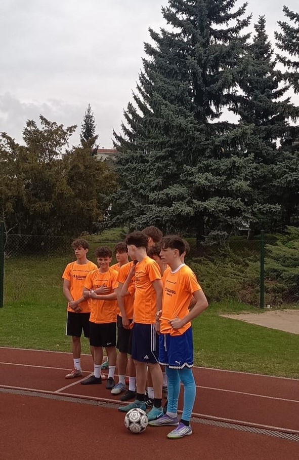 f1082c2a-8885-4bbe-8413-21d08f74d48d