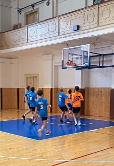 90d72d26-bf41-469f-a685-2af20c30dc18