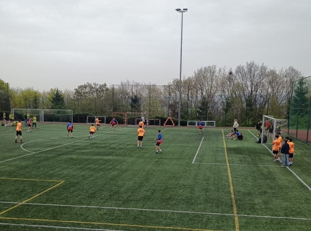 e560df0d-fb63-414d-a66b-de5332ecb274